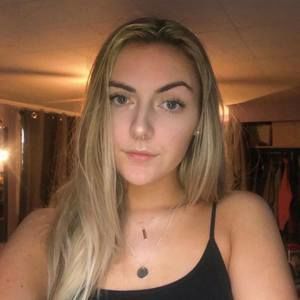 Meet your Posher, Ava